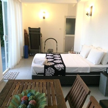 Selyna Sky Terrace Bed & Breakfast Канди Екстериор снимка