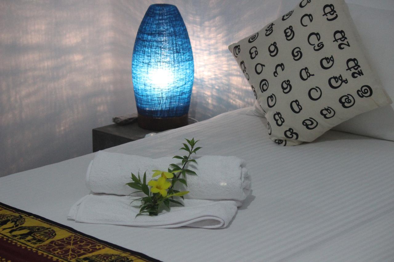 Selyna Sky Terrace Bed & Breakfast Канди Екстериор снимка