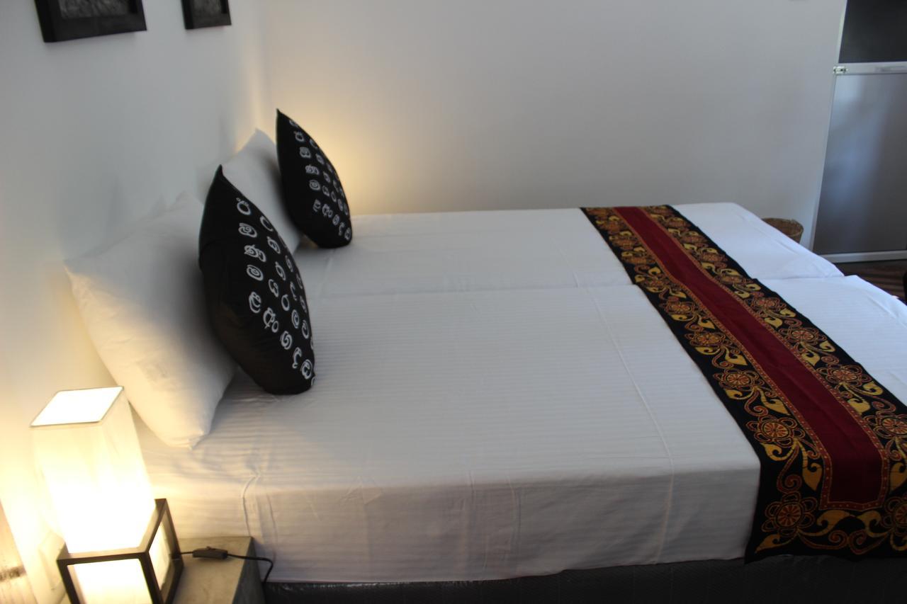 Selyna Sky Terrace Bed & Breakfast Канди Екстериор снимка